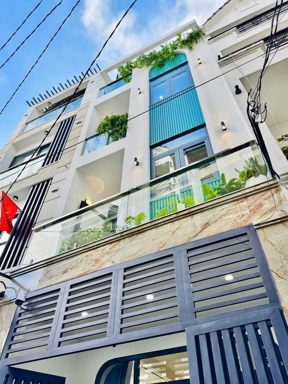 z7342469068203_304de54c904c012fcce3d3069a892028_optimized